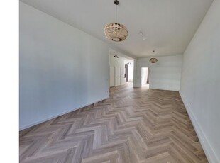 Huur 2 slaapkamer appartement van 119 m² in Eindhoven