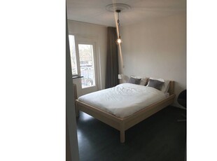 Huur 2 slaapkamer appartement van 85 m² in Rotterdam