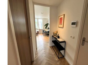 Huur 3 slaapkamer appartement van 70 m² in Amsterdam