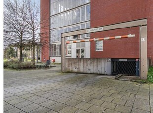 Huur 4 slaapkamer appartement van 103 m² in Rotterdam