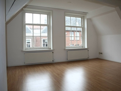 Appartement in Leiden met 3 kamers