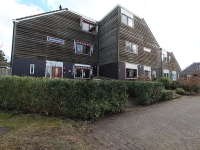 Woonhuis in Almere met 5 kamers