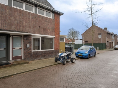 Woonhuis in Hoensbroek met 4 kamers