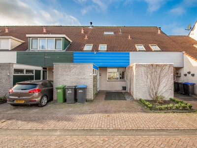 Woonhuis in Lelystad met 5 kamers