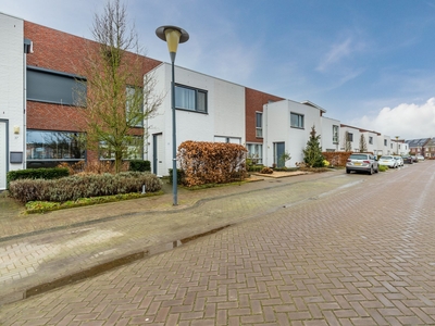 Woonhuis in Veldhoven met 4 kamers