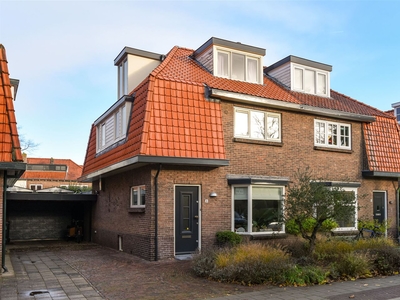 Hugo de Grootstraat 8