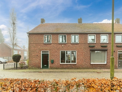 Spoorstraat 31