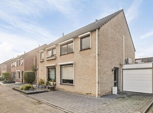 Anthonie Van Dyckstraat 25, Axel