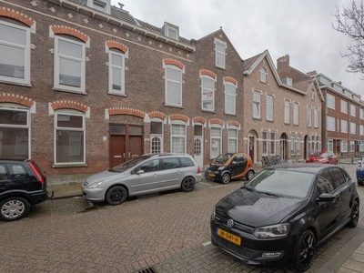 3e Carnissestraat 34