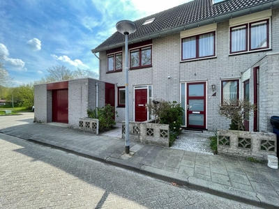 Erik Satiestraat in Almere (140m2)