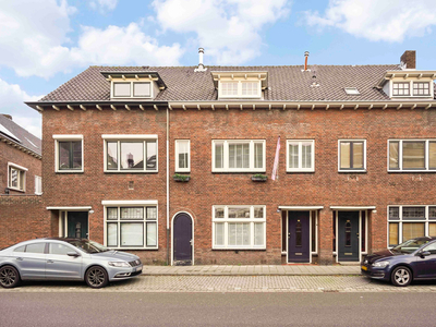 Hoefstraat 254