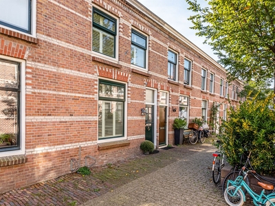 Torenstraat 9