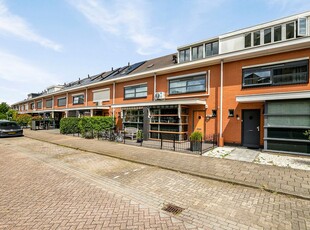 Donizettistraat 135, Capelle aan den IJssel