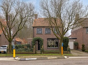 Jan Willem Frisostraat 11, Moerdijk