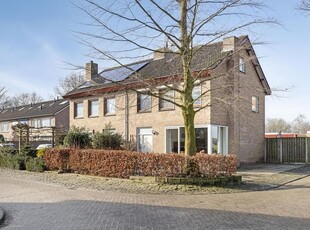 Kerkakkers 2, Alphen