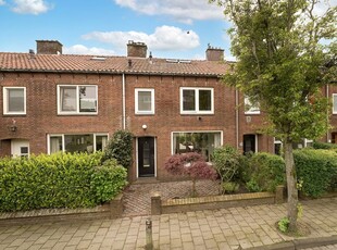 Schoutenburgstraat 32, Oegstgeest