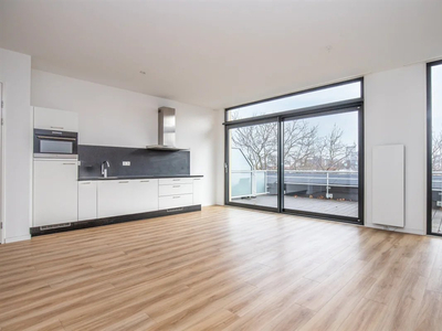 Appartement te huur Westzeedijk, Rotterdam