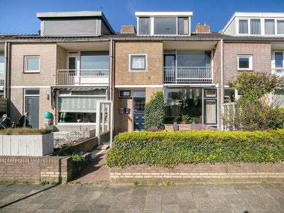 Beatrixstraat 16