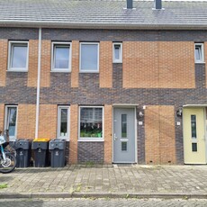 Woonhuis in Heerhugowaard met 4 kamers