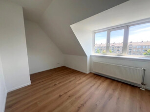 Appartement te huur Veenendaalkade, Den Haag