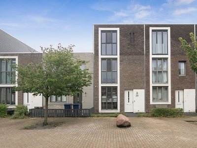 Iskurstraat in Almere (143m2)