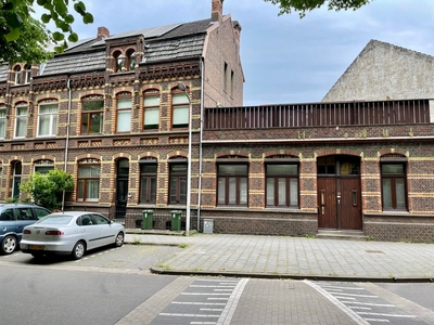 Antoon van Elenstraat in Maastricht (200m2)