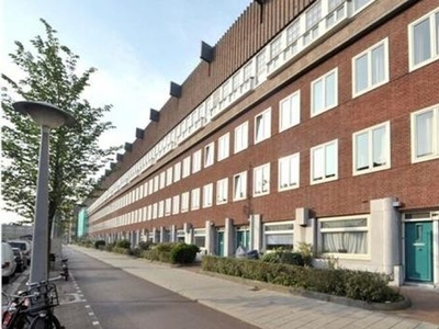 Hoofdweg in Amsterdam (60m2)