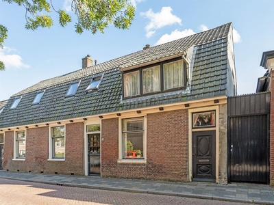 Kerkstraat 54