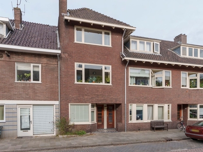 Van Koetsveldstraat 28