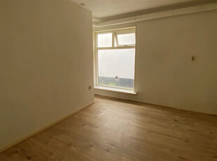 Appartement te huur Middenweg, Groningen