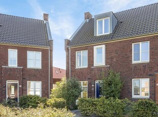 Woonhuis in Veldhoven met 5 kamers