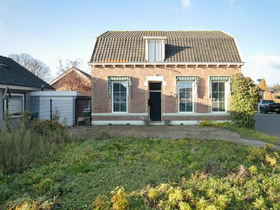 Raadhuisstraat 12