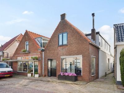 Dorpsstraat 5