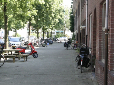 Woning te huur Newtonstraat, Amsterdam