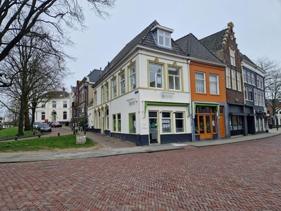 Badhuiswal in Zwolle (95m2)