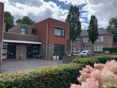 Erewacht in Apeldoorn (122m2)