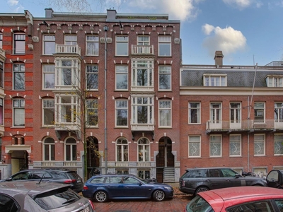 Van Eeghenstraat in Amsterdam (217m2)