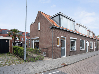 Emmastraat 49