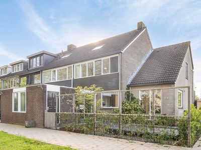 Huis Krimpen aan den IJssel - Gouden Regen