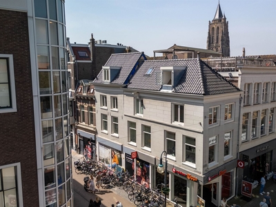 Kelenstraat 1