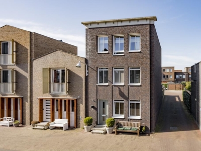 Schellingwoudegracht 2