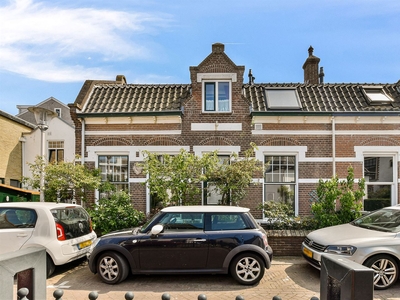 Zuiderstraat 27