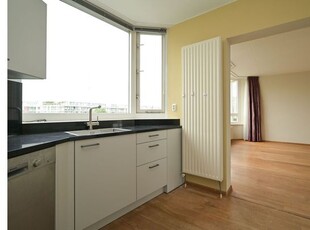 Huur 2 slaapkamer appartement van 100 m² in Den Haag