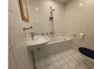 Huur 2 slaapkamer appartement van 49 m² in Rotterdam