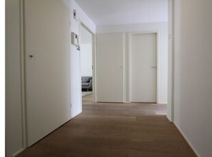 Huur 2 slaapkamer appartement van 90 m² in Amsterdam