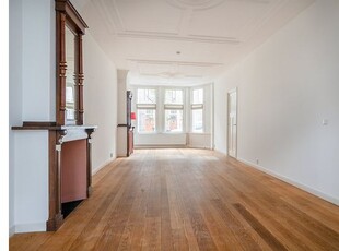 Huur 3 slaapkamer appartement van 125 m² in 's-Gravenhage