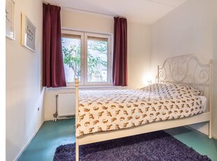 Huur 3 slaapkamer appartement van 63 m² in Amsterdam