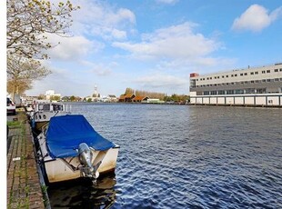 Huur 3 slaapkamer appartement van 85 m² in Wormerveer