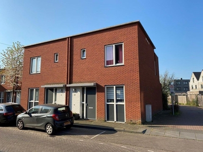 Woonhuis in Amersfoort met 4 kamers