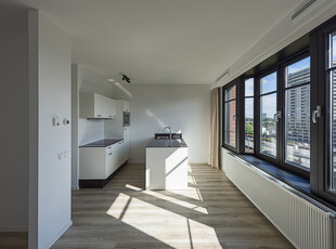 Studio in Amsterdam met 2 kamers